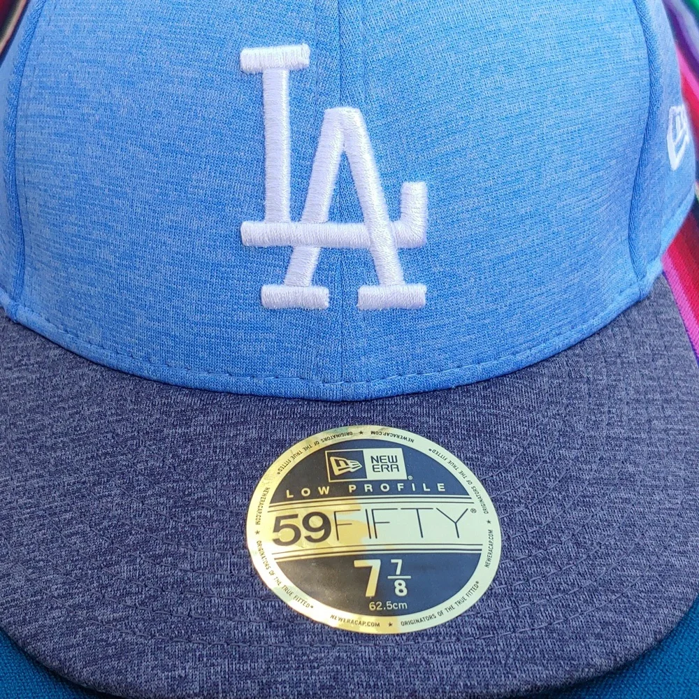 New Era Dodgers 59FIFTY Low Profile 7 7/8 Fitted Baseball Cap Light-Dark Blue - Picture 6 of 16